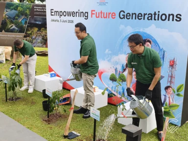 Beralih Hijau! 361 BTS Telkomsel Kini Seratus Persen Bertenaga Energi Terbarukan