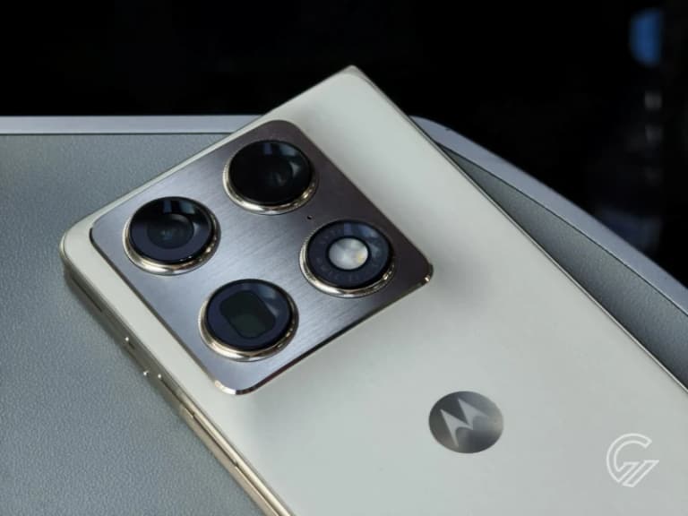 Experience Langsung Motorola Razr Fold, Abadikan Momen Berharga di Garut dengan Menarik